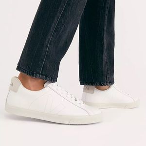 Veja esplar women’s white sneakers size 40